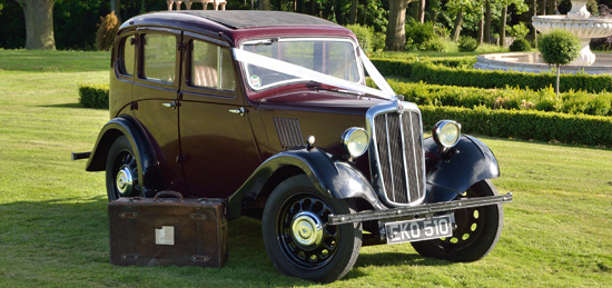 Morris 8 Burgundy/Black (1938)