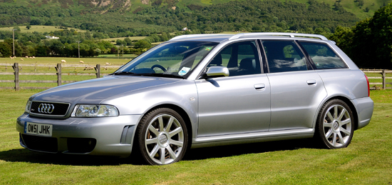 Audi RS4  B5 Avant Iris Silver (2001)